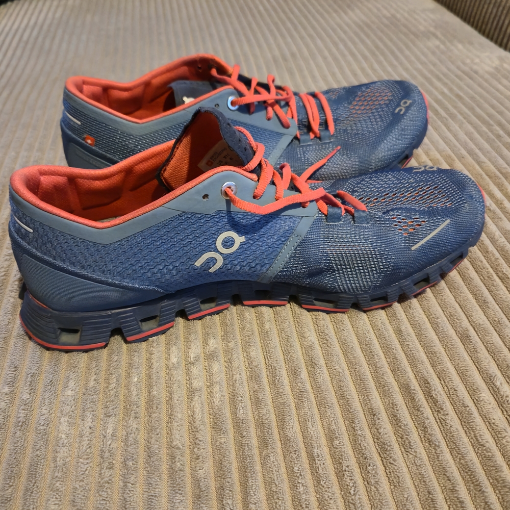 On Women’s Cloud X, Blue/Coral Running Shoes, Size 10